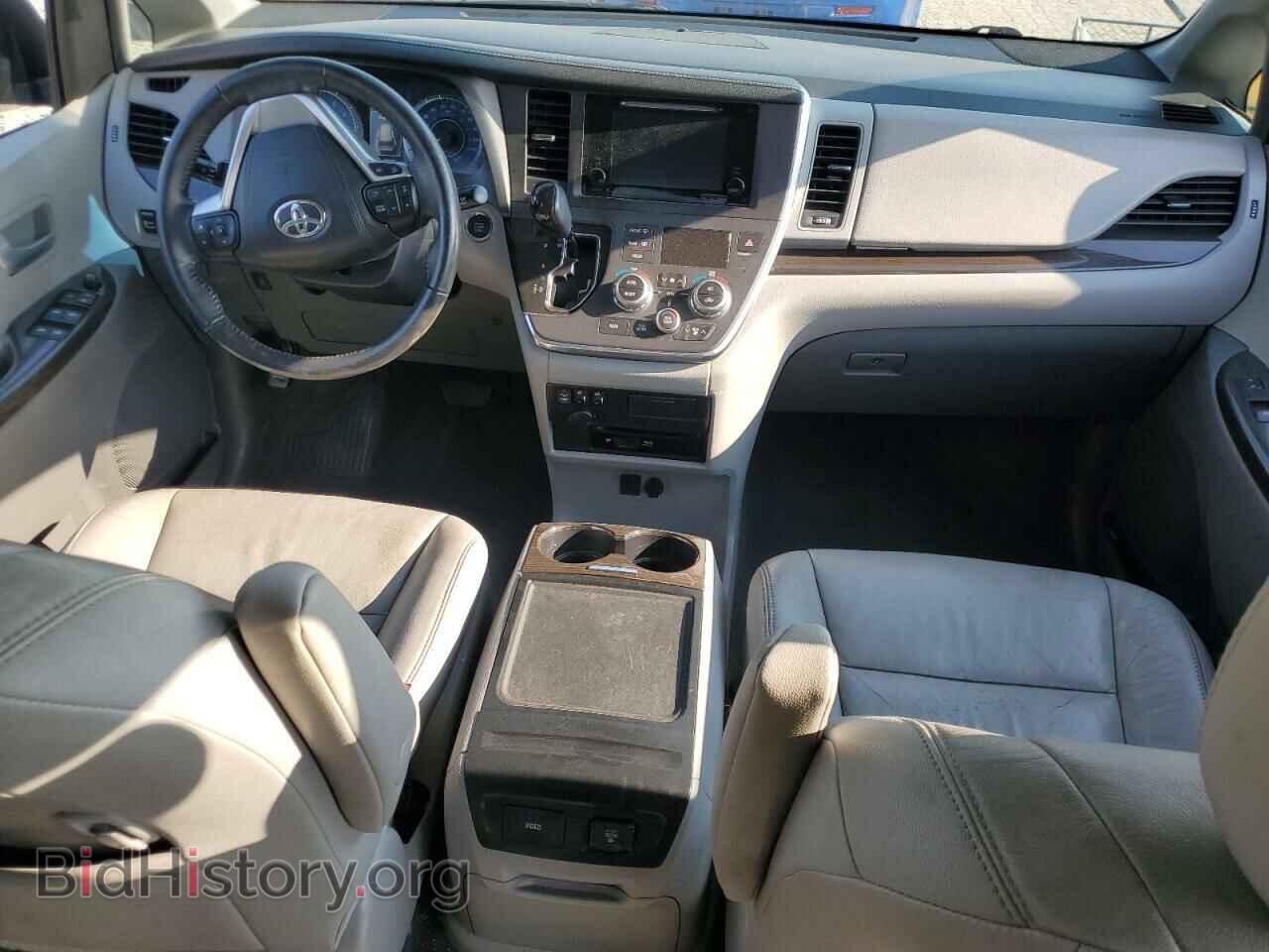 2017 TOYOTA All Models - VIN: 5TDYZ3DC2HS838098 - Фото 8