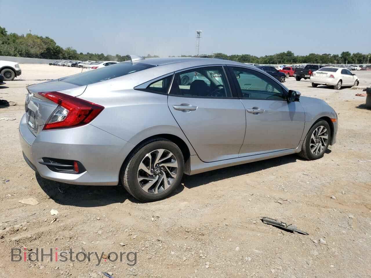 2017 HONDA CIVIC - VIN: 19XFC2F7XHE052742 - Фото 3