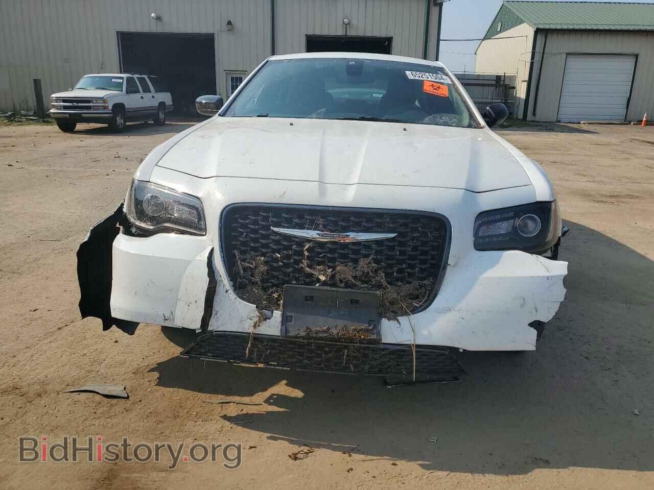 2019 CHRYSLER 300 - VIN: 2C3CCARG9KH560466 - Photo 5