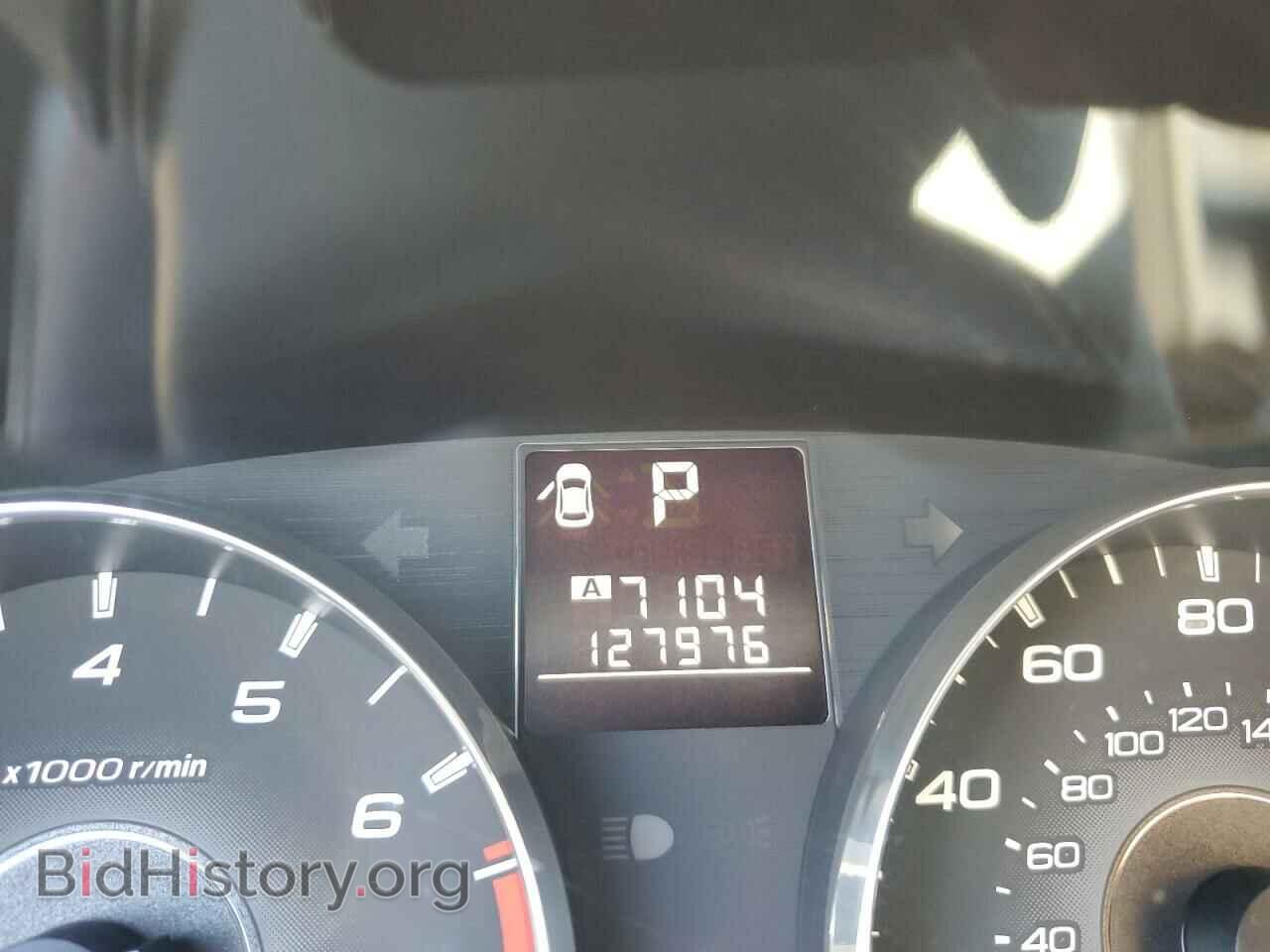 2011 SUBARU OUTBACK - VIN: 4S4BRBCC7B3436888 - Photo 8