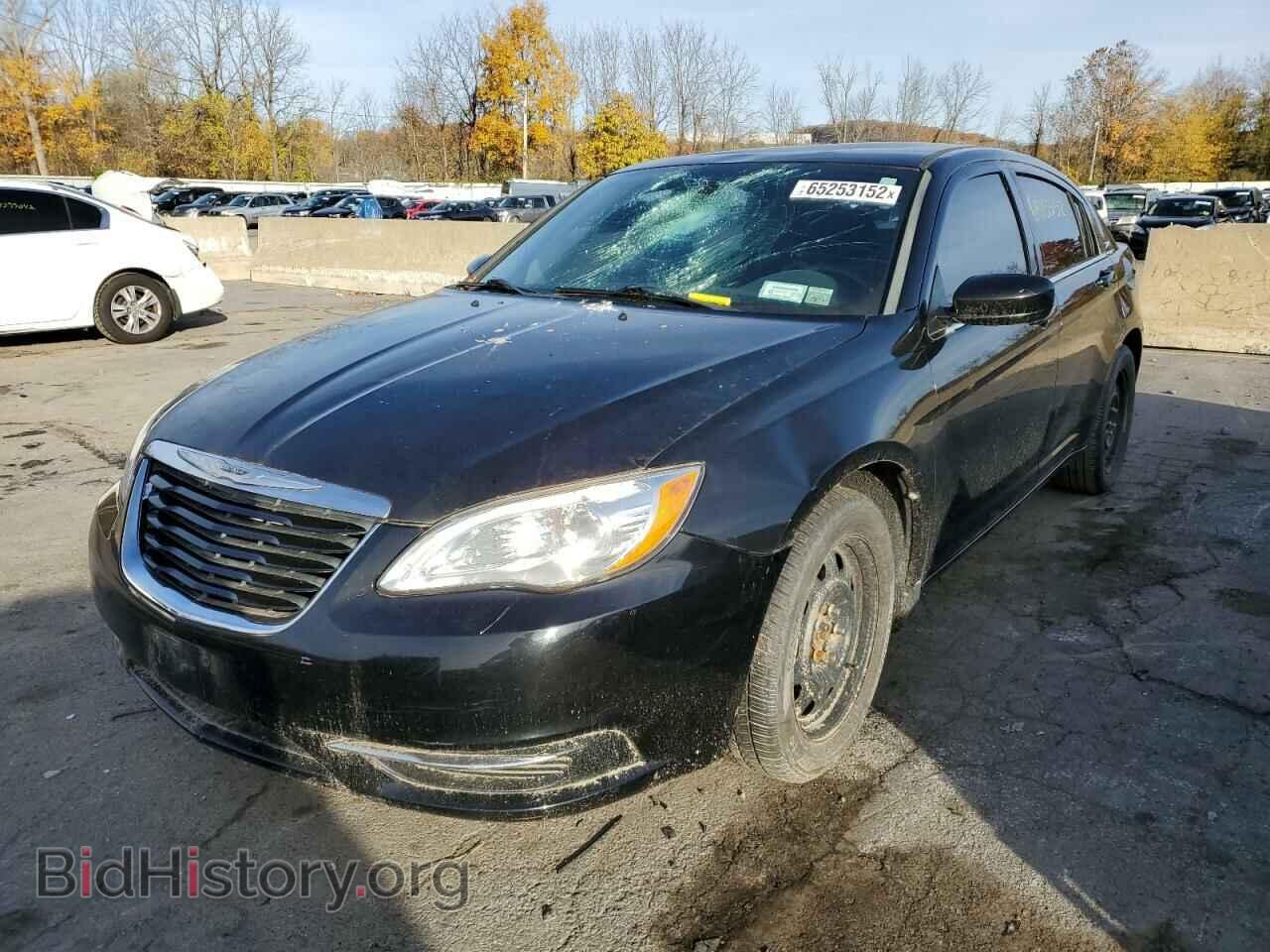 2011 CHRYSLER 200 - VIN: 1C3BC4FB9BN563476 - Фото 2