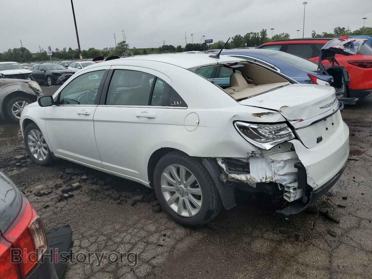 2011 CHRYSLER 200 - VIN: 1C3BC1FB9BN554744 - Фото 2