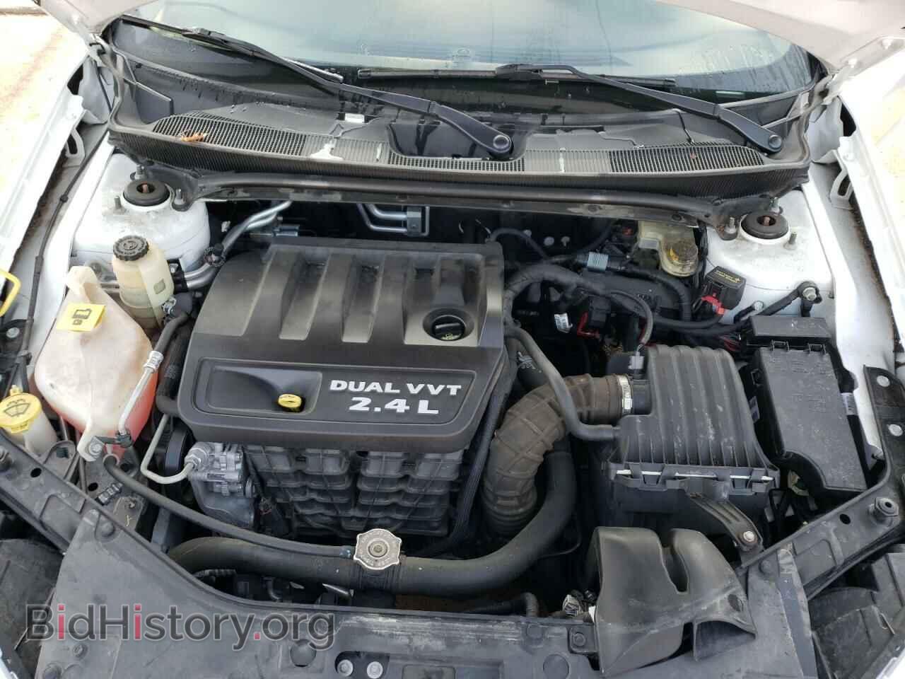 2011 CHRYSLER 200 - VIN: 1C3BC1FB9BN554744 - Фото 11