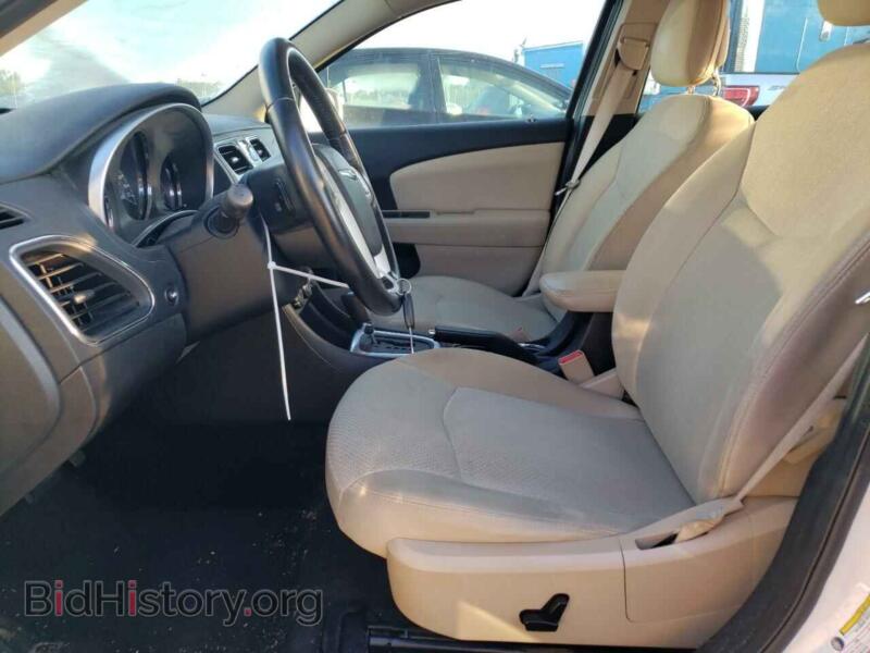 2011 Chrysler 200 (VIN 1C3BC1FB9BN554744) — фото 7 из 12