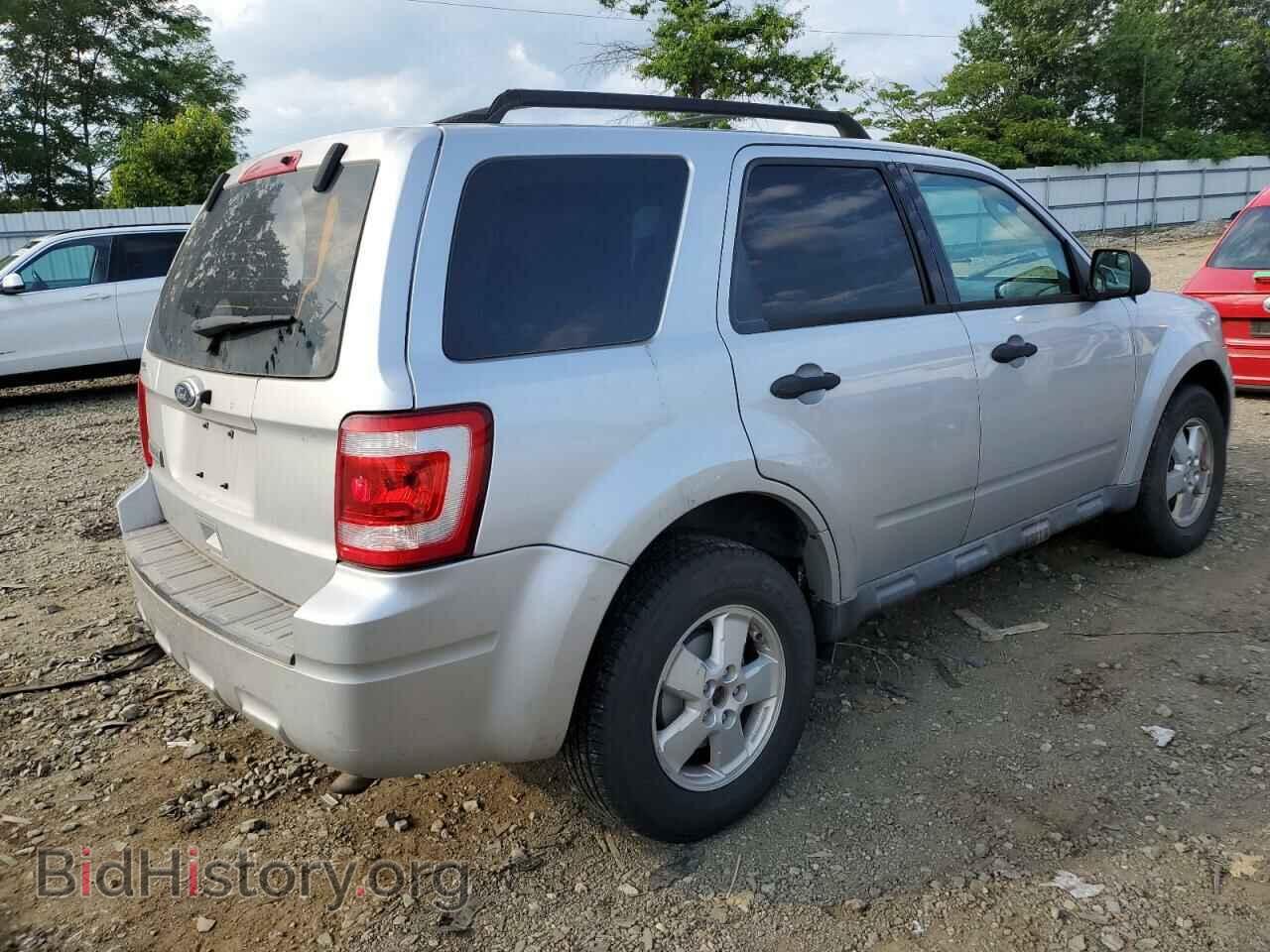 2010 FORD ESCAPE - VIN: 1FMCU9C77AKC81617 - Фото 3