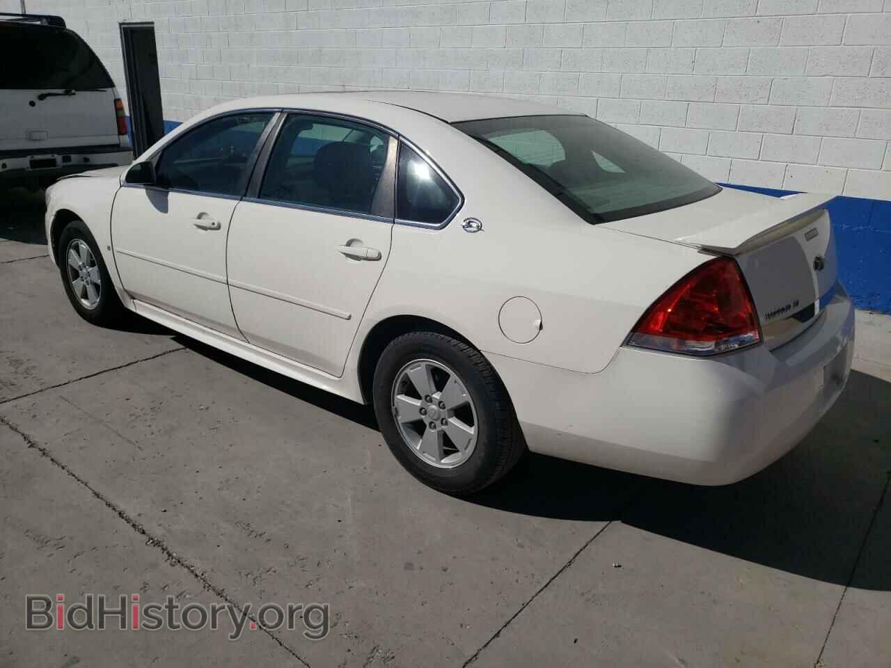 2009 CHEVROLET IMPALA - VIN: 2G1WT57N791154358 - Фото 2
