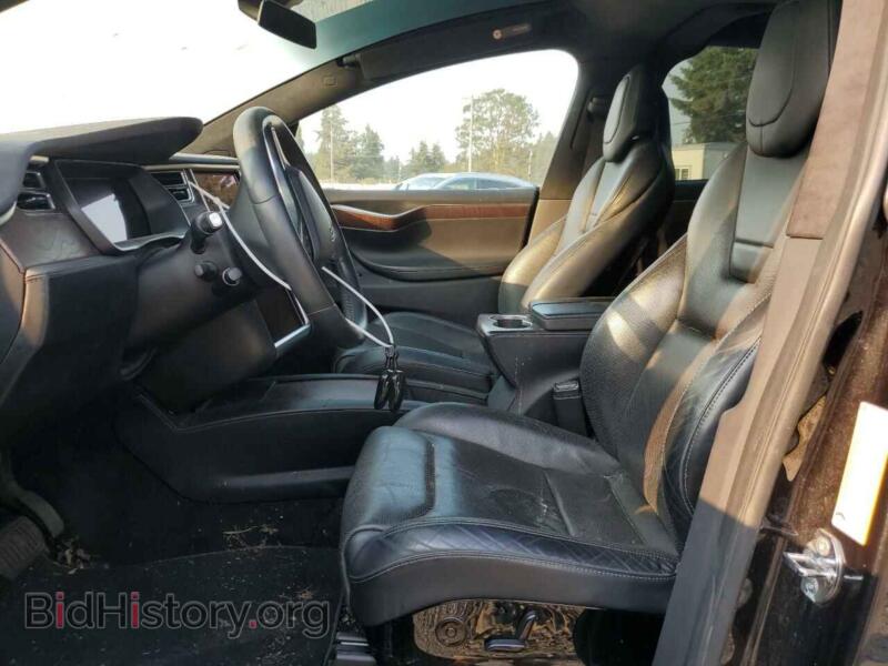 2016 Tesla MODEL X (VIN 5YJXCAE28GF005190) — фото 7 из 13