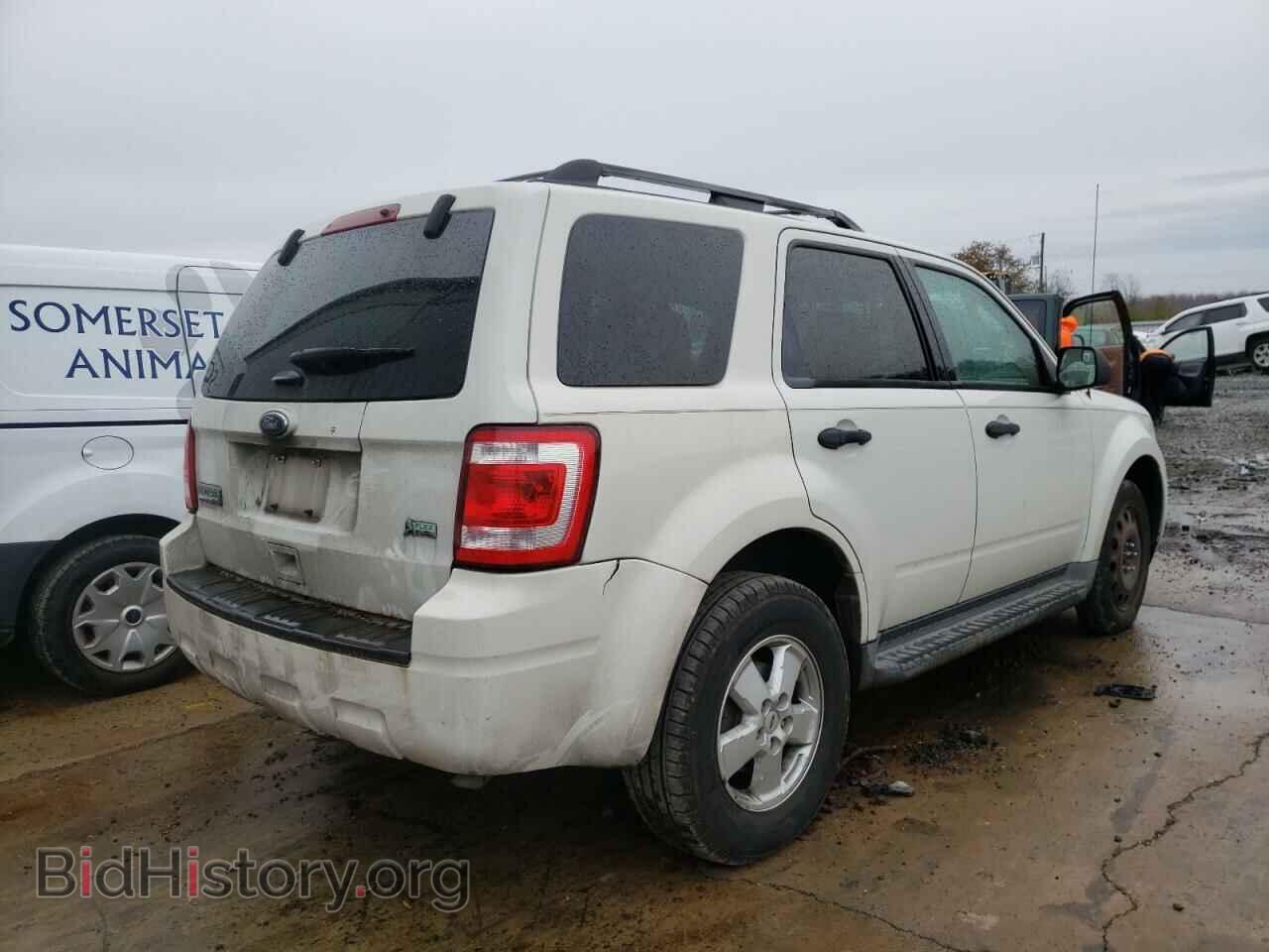 2011 FORD ESCAPE - VIN: 1FMCU9DG8BKA96525 - Фото 4