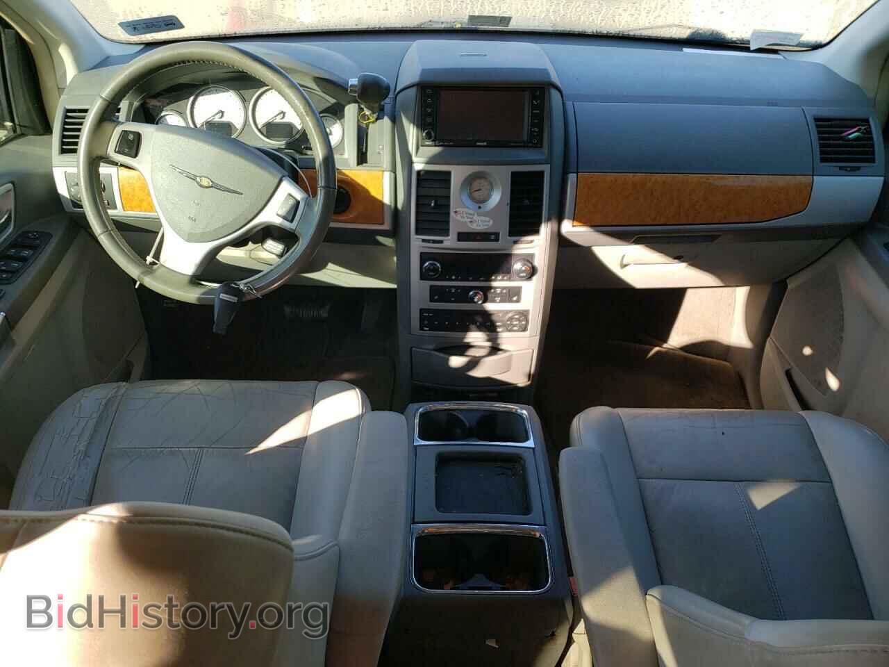 2010 CHRYSLER MINIVAN - VIN: 2A4RR6DX4AR141808 - Фото 8