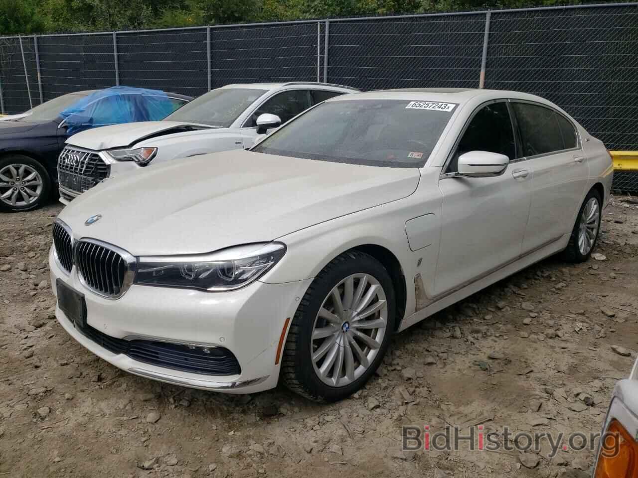 Фотография WBA7J2C34HG497793 - BMW 7 SERIES 2017