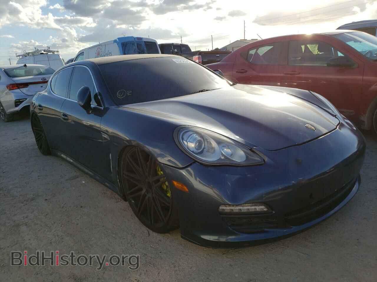 Photo WP0AB2A72BL062250 - PORSCHE PANAMERA 2011