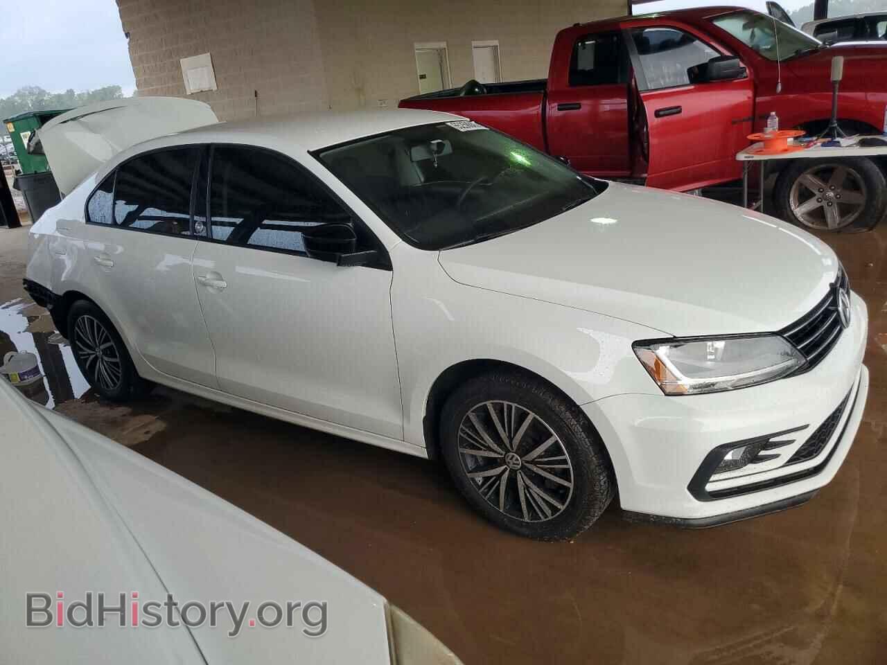 2018 VOLKSWAGEN JETTA - VIN: 3VWDB7AJ7JM210375 - Фото 4