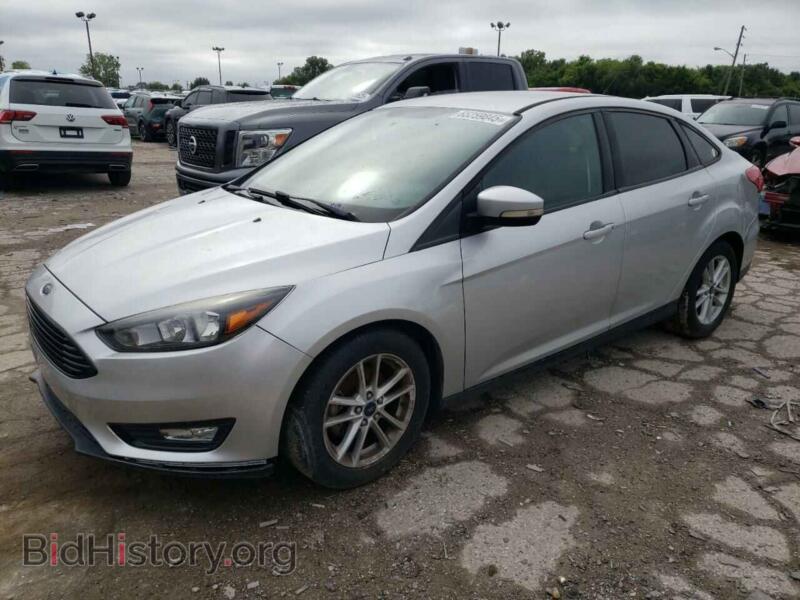 2017 Ford FOCUS SE (VIN 1FADP3FE2HL263592) — photo 1 of 13, Copart, damage: normal wear