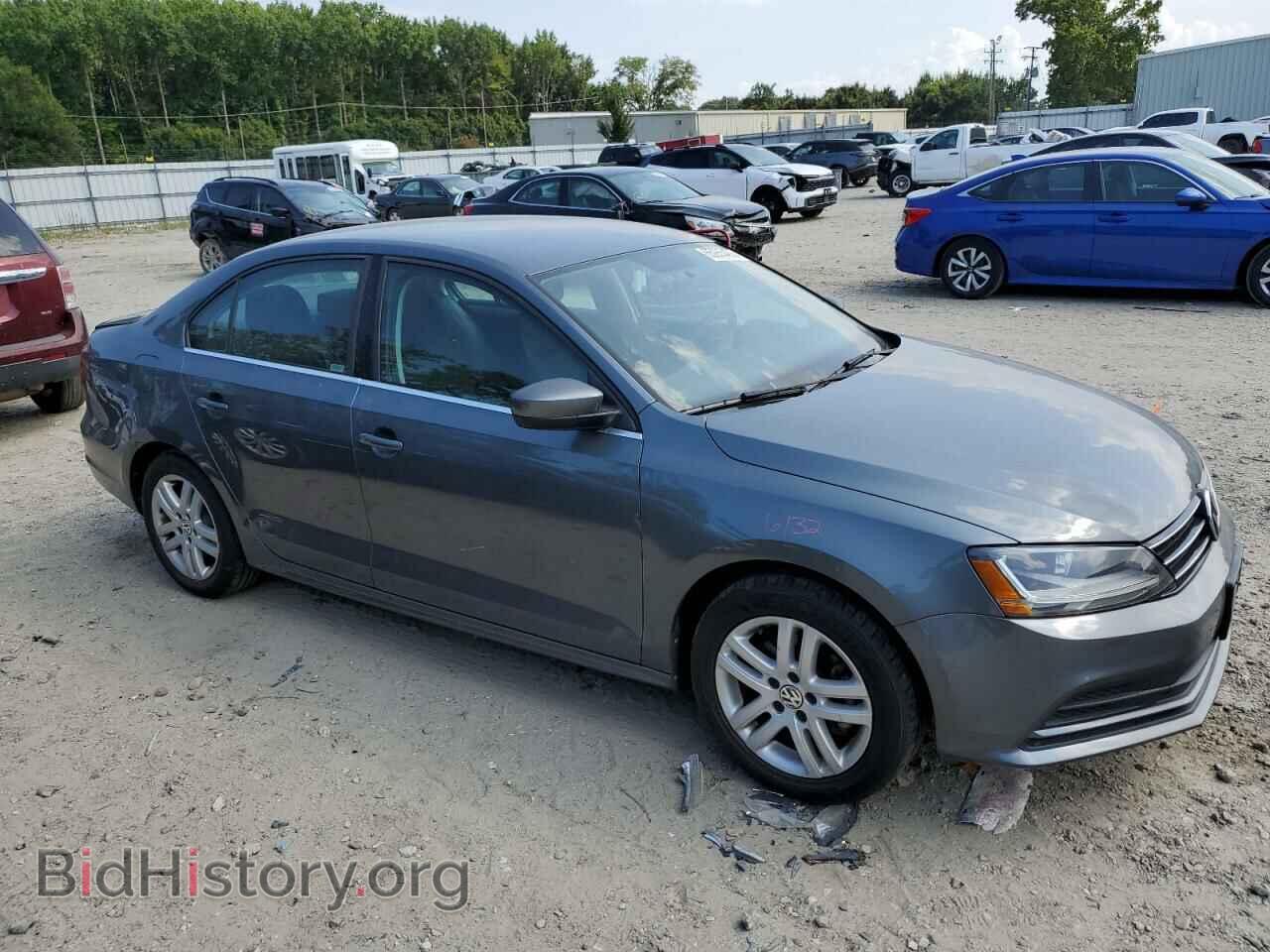 2017 VOLKSWAGEN JETTA - VIN: 3VW2B7AJ9HM220035 - Photo 4