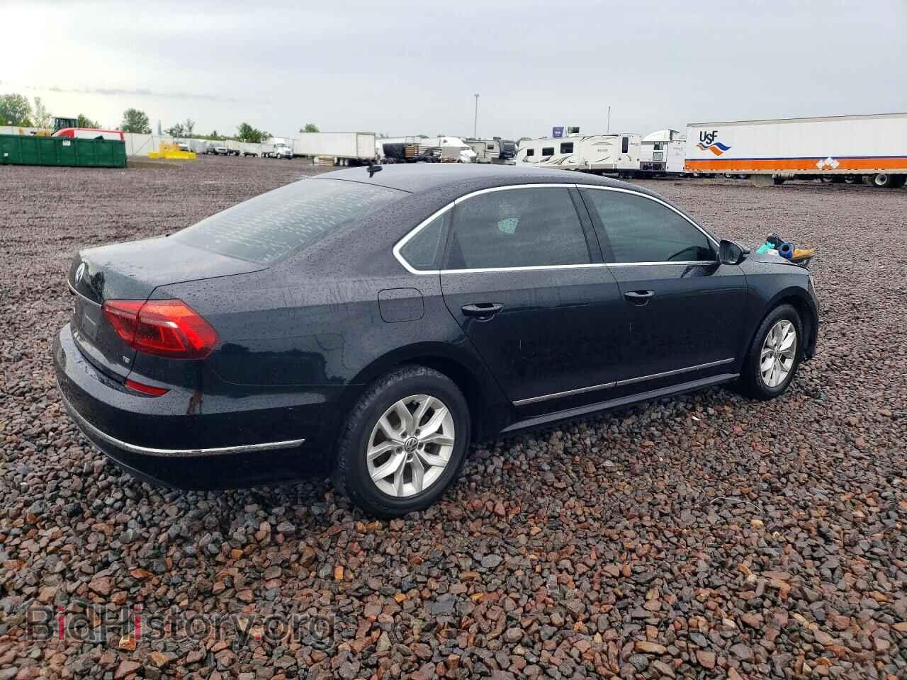 2017 VOLKSWAGEN PASSAT - VIN: 1VWAT7A33HC009487 - Photo 3