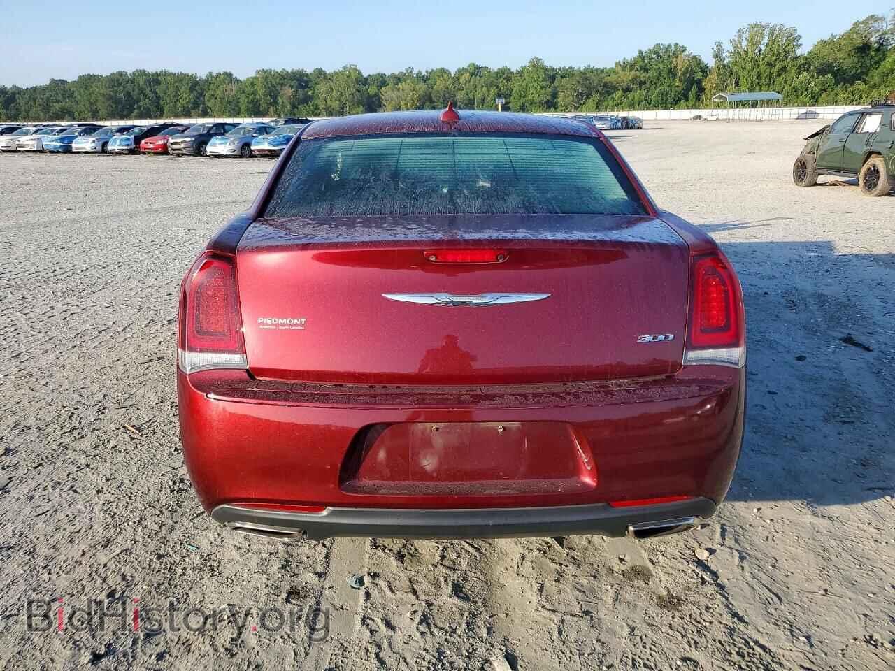 2019 CHRYSLER 300 - VIN: 2C3CCAAG8KH613556 - Фото 6