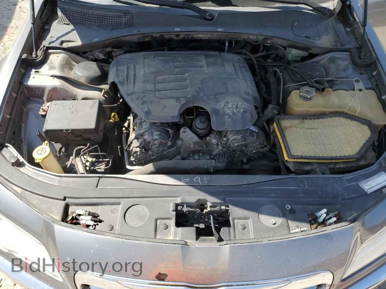 2012 CHRYSLER 300 - VIN: 2C3CCACG5CH249885 - Фото 11
