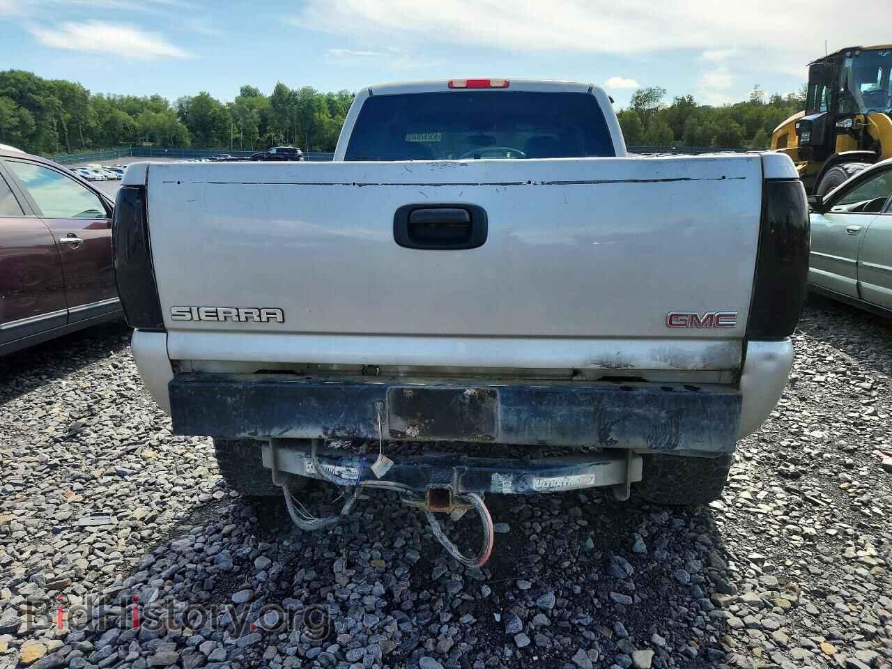 2005 GMC SIERRA - VIN: 1GTHK29U65E309822 - Фото 6