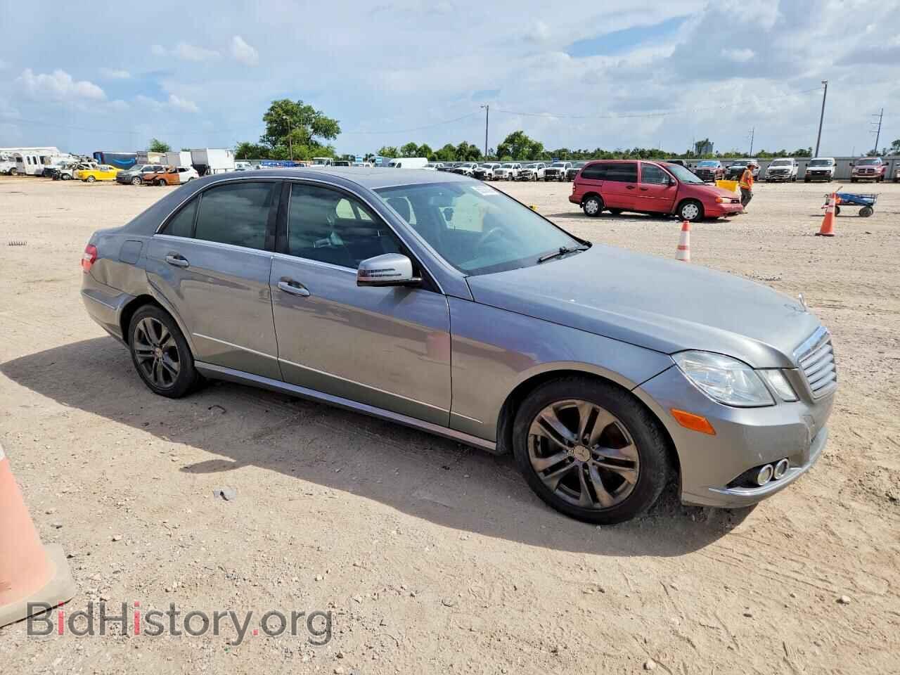 2011 MERCEDES-BENZ E-CLASS - VIN: WDDHF2EB3BA378291 - Photo 4