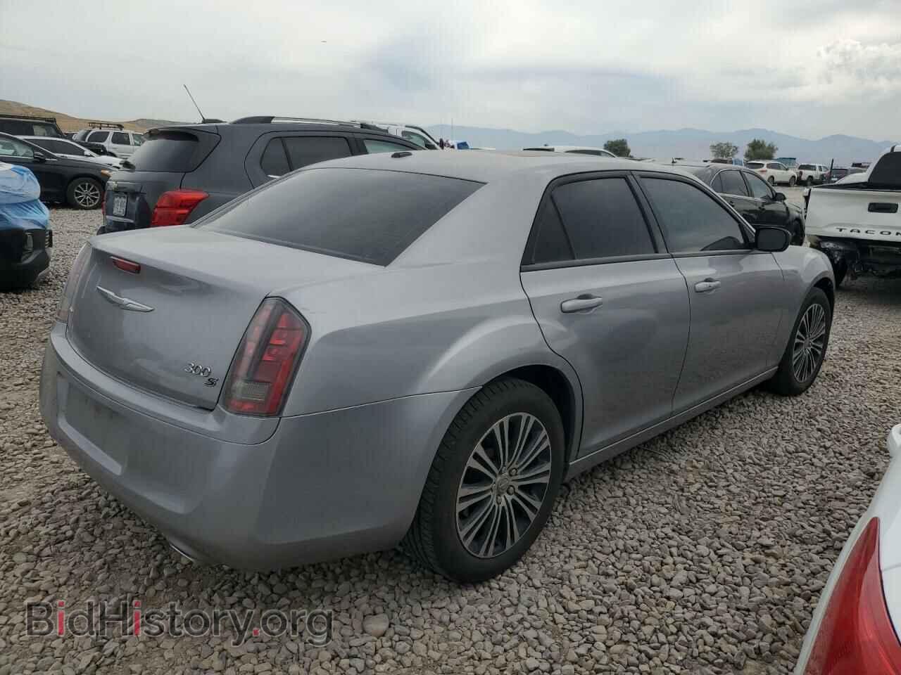 2014 CHRYSLER 300 - VIN: 2C3CCAGG8EH381875 - Фото 3