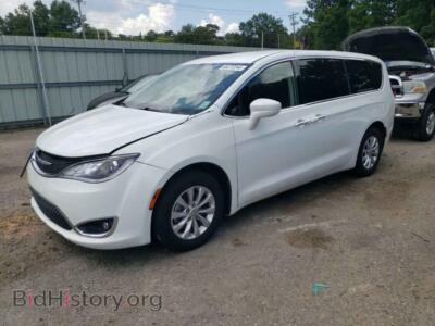 2018 Chrysler PACIFICA Touring Plus, white — VIN 2C4RC1FG3JR116759, Copart