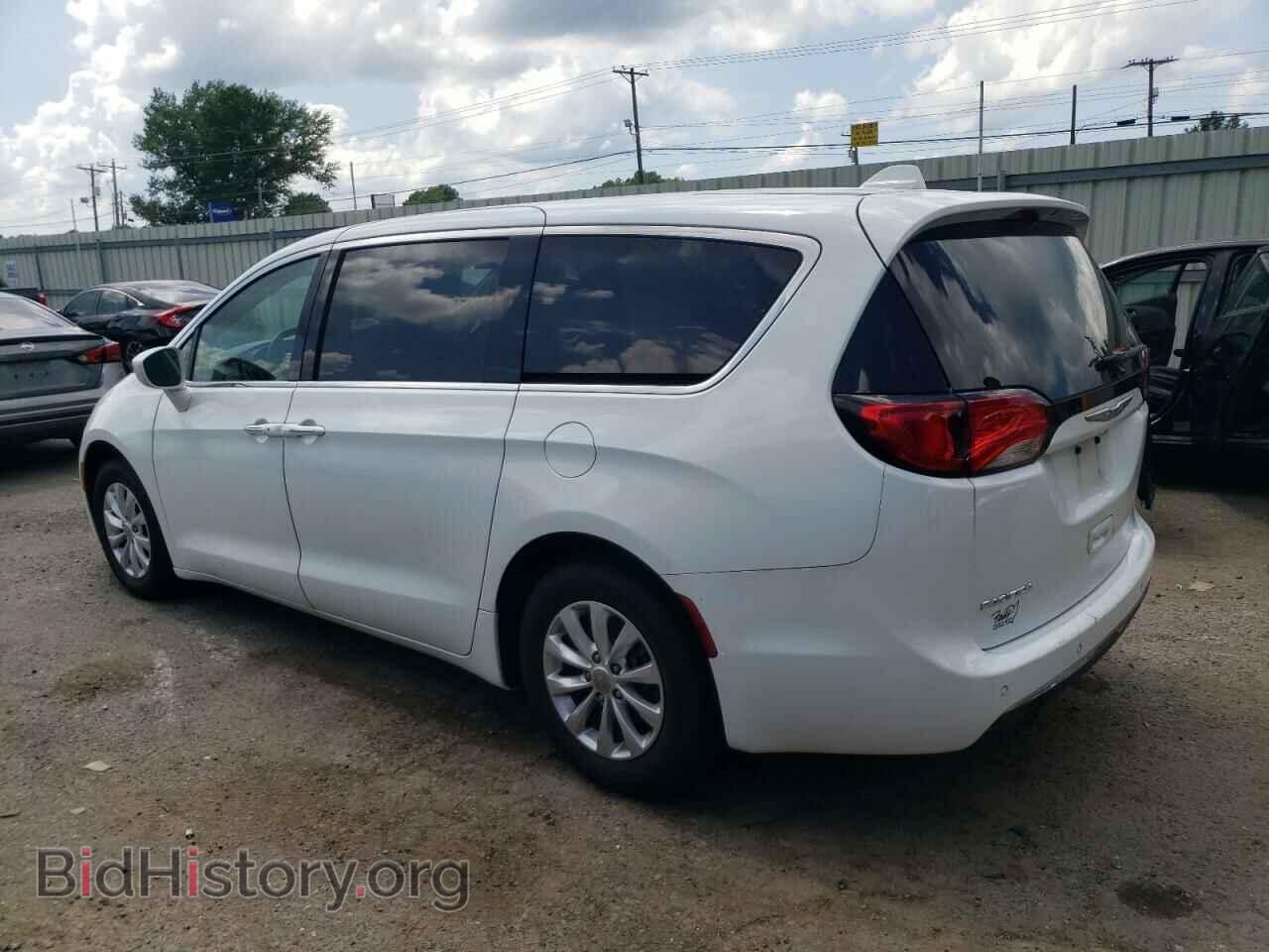2018 CHRYSLER PACIFICA - VIN: 2C4RC1FG3JR116759 - Photo 2