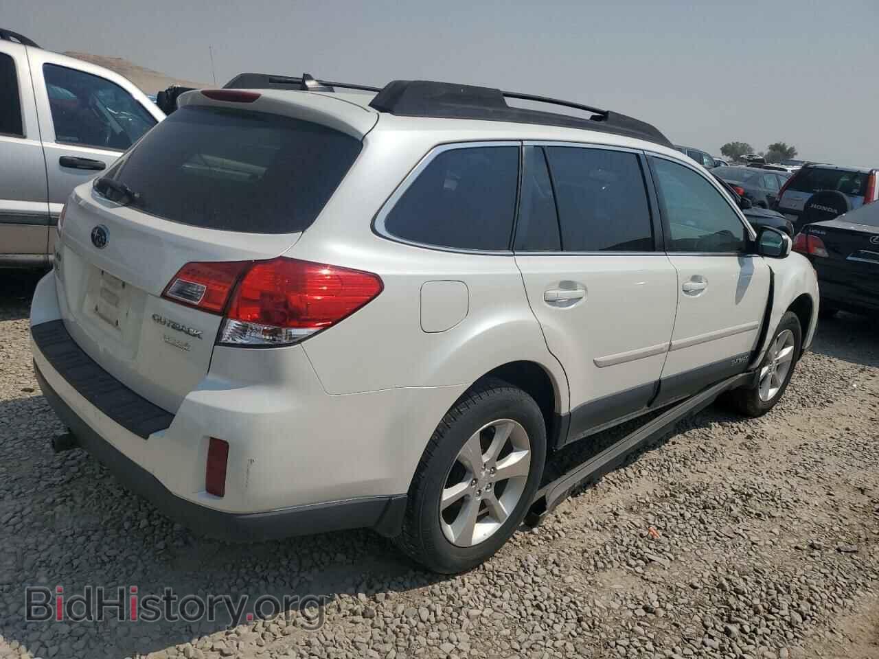 2014 SUBARU OUTBACK - VIN: 4S4BRBLC6E3227209 - Фото 3