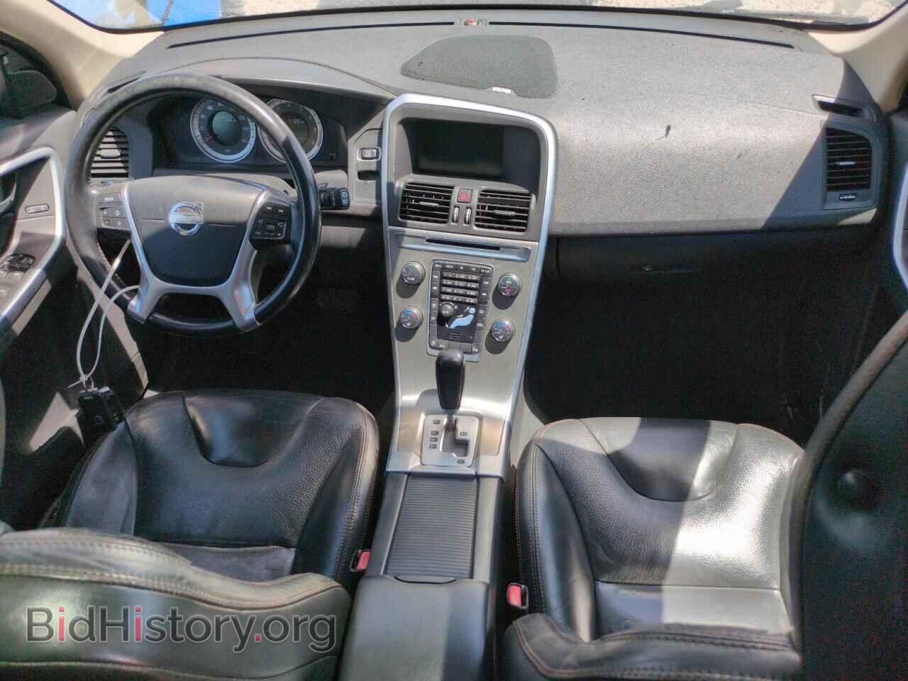 2012 VOLVO XC60 - VIN: YV4952DZXC2253250 - Фото 8