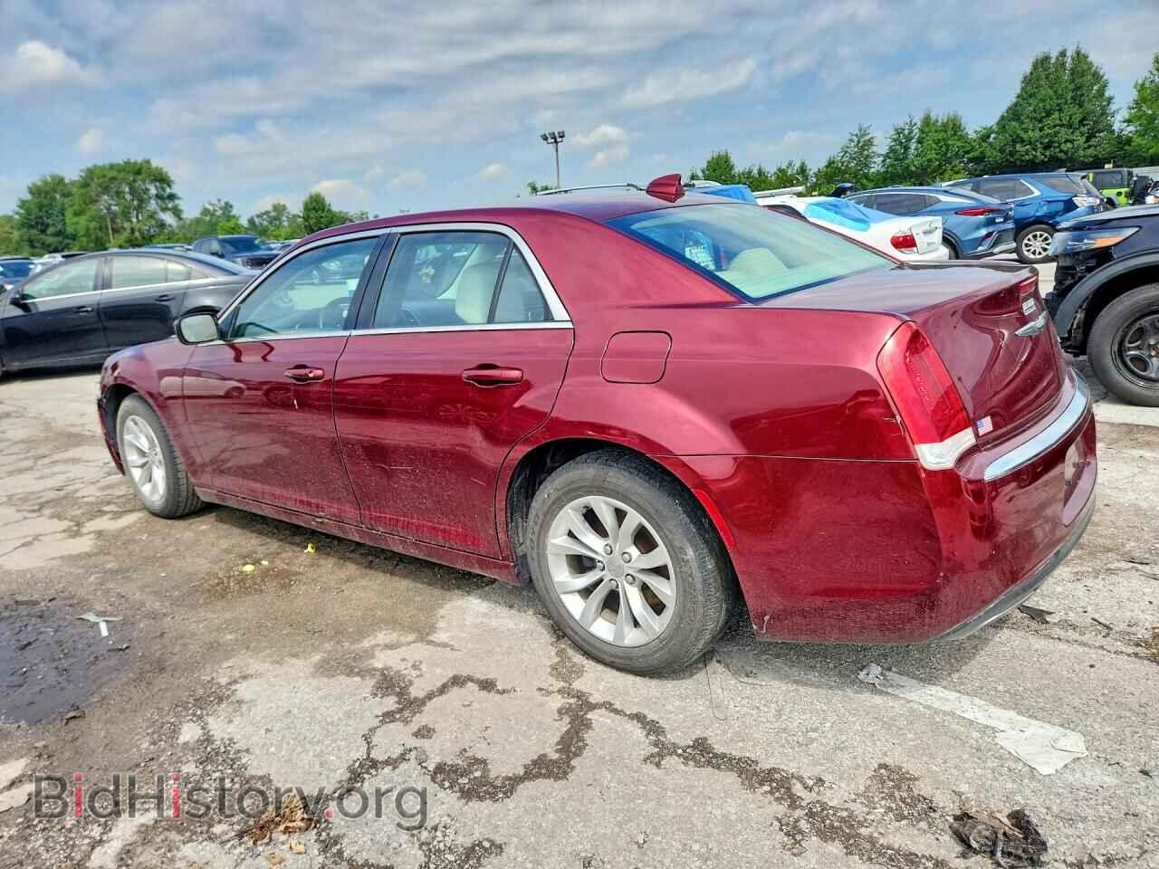 2016 CHRYSLER 300 - VIN: 2C3CCAAG8GH164287 - Фото 2
