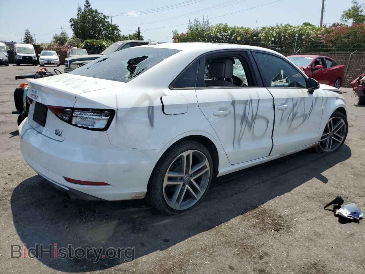 2018 AUDI A3 - VIN: WAUB8GFF9J1088612 - Фото 3
