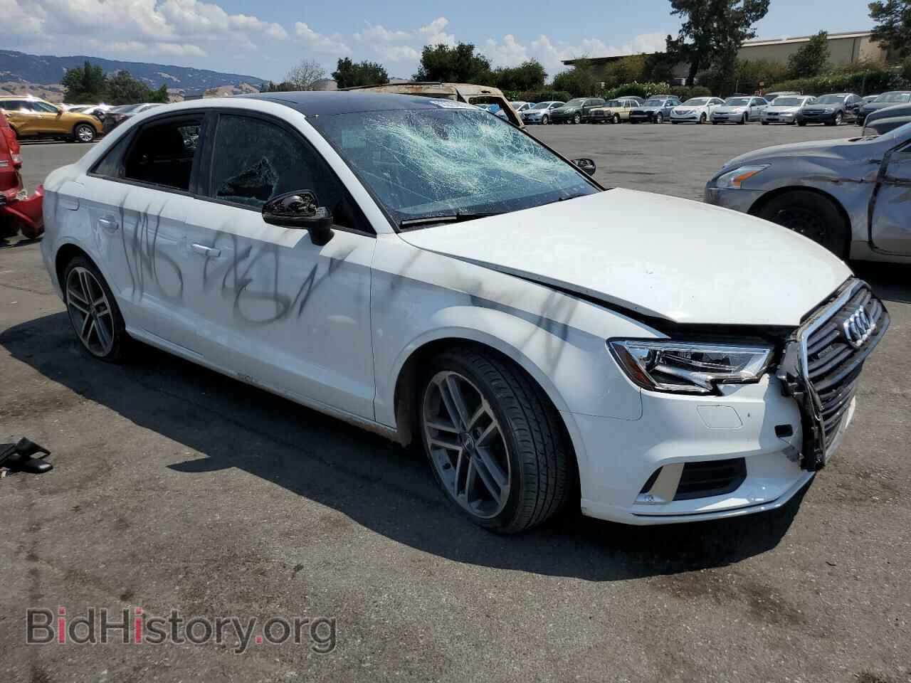 2018 AUDI A3 - VIN: WAUB8GFF9J1088612 - Фото 4