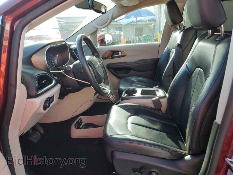 2017 Chrysler PACIFICA (VIN 2C4RC1EG6HR679459) — photo 7 of 15