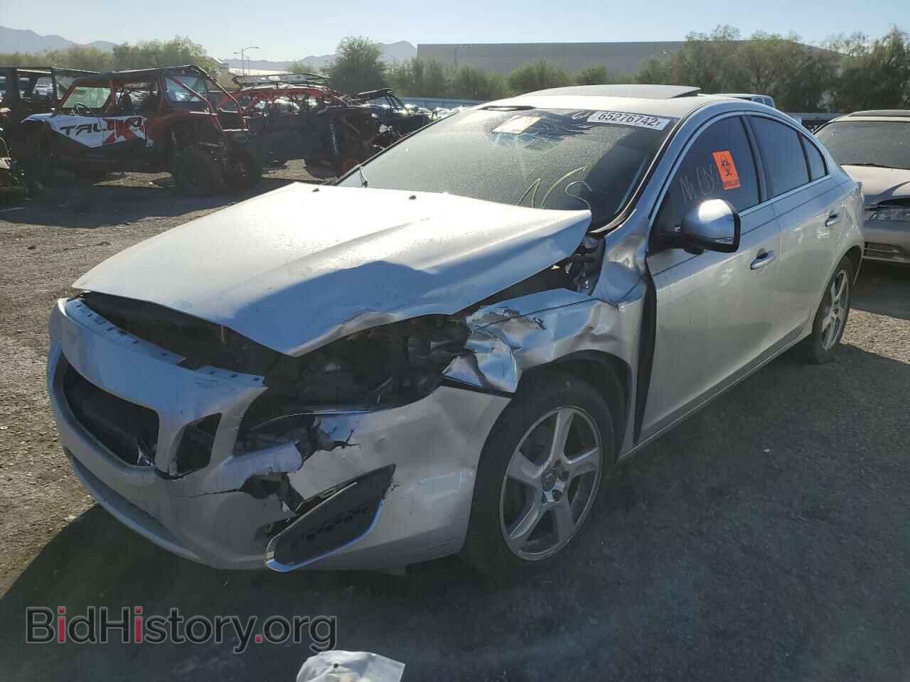 2012 VOLVO S60 - VIN: YV1622FSXC2048309 - Фото 2
