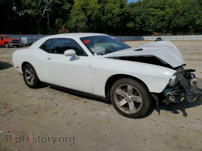 2012 Dodge CHALLENGER (VIN 2C3CDYAG3CH186830) — photo 4 of 12