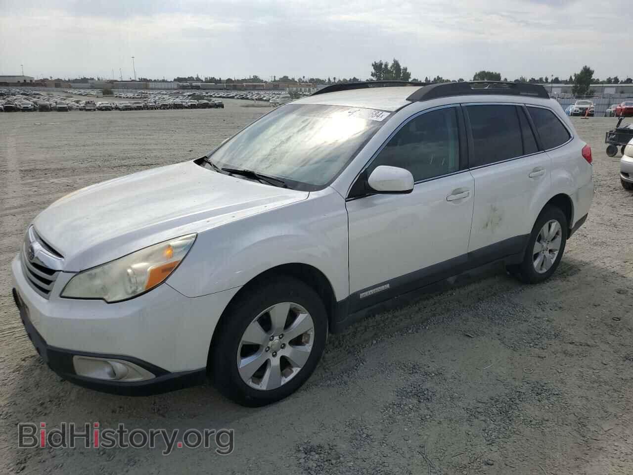 Photo 4S4BRBFC3B3406847 - SUBARU OUTBACK 2011