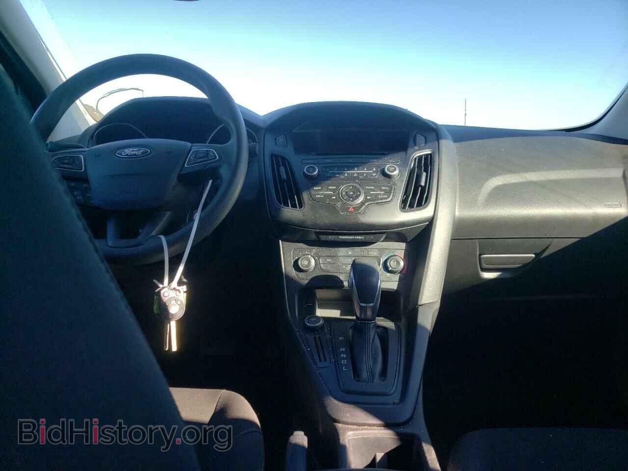 2017 FORD FOCUS - VIN: 1FADP3F25HL301645 - Фото 9