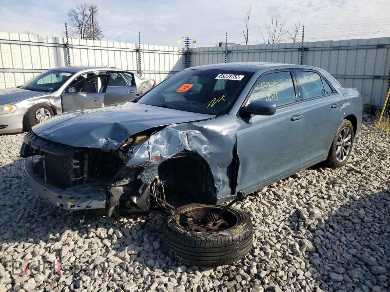 2014 CHRYSLER 300 - VIN: 2C3CCAGG2EH353232 - Фото 2