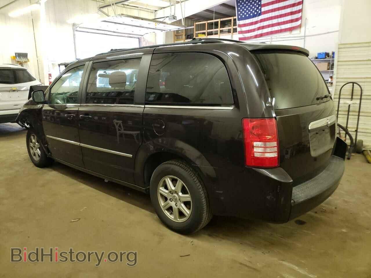 2010 CHRYSLER MINIVAN - VIN: 2A4RR5D19AR239982 - Фото 2