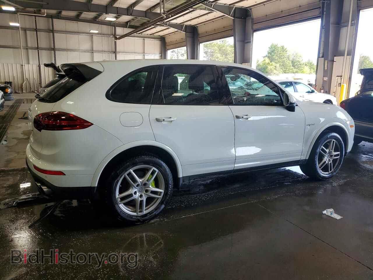 2017 PORSCHE CAYENNE - VIN: WP1AE2A29HLA70641 - Фото 3