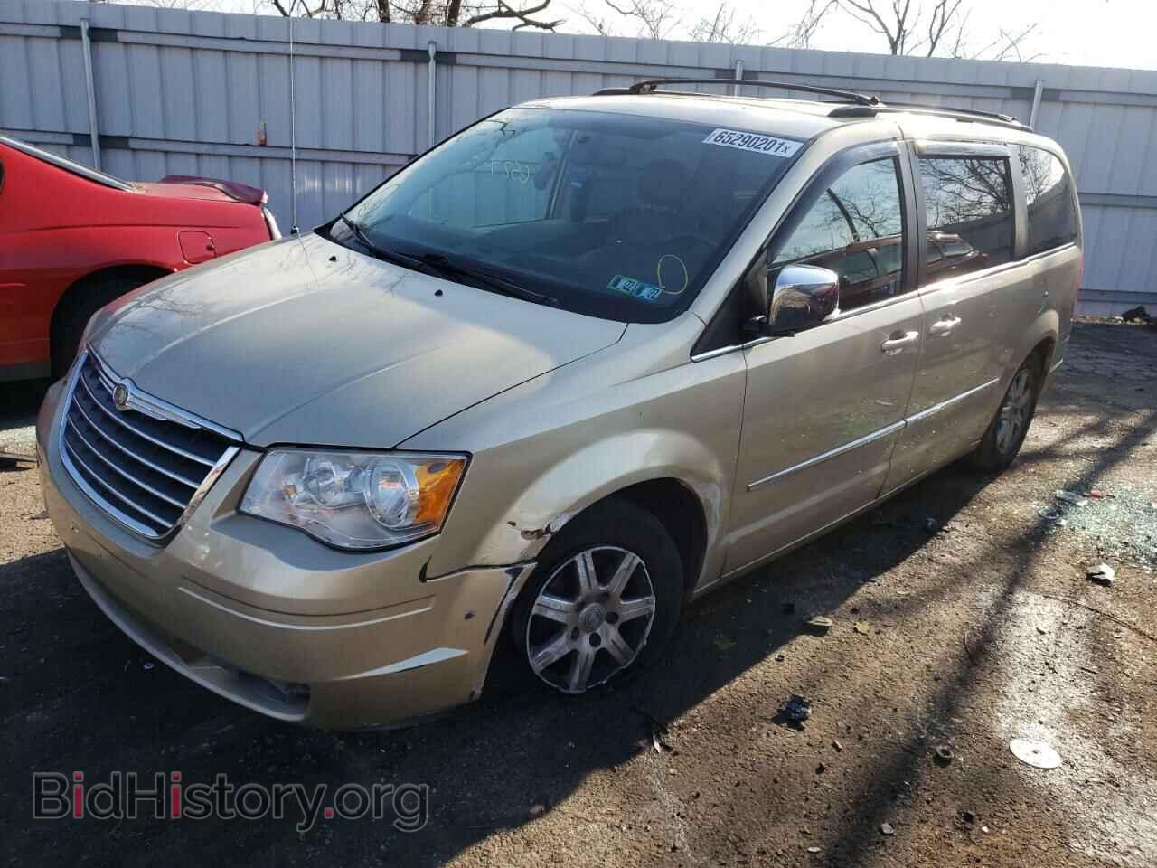 2010 CHRYSLER MINIVAN - VIN: 2A4RR8DX1AR428731 - Фото 2