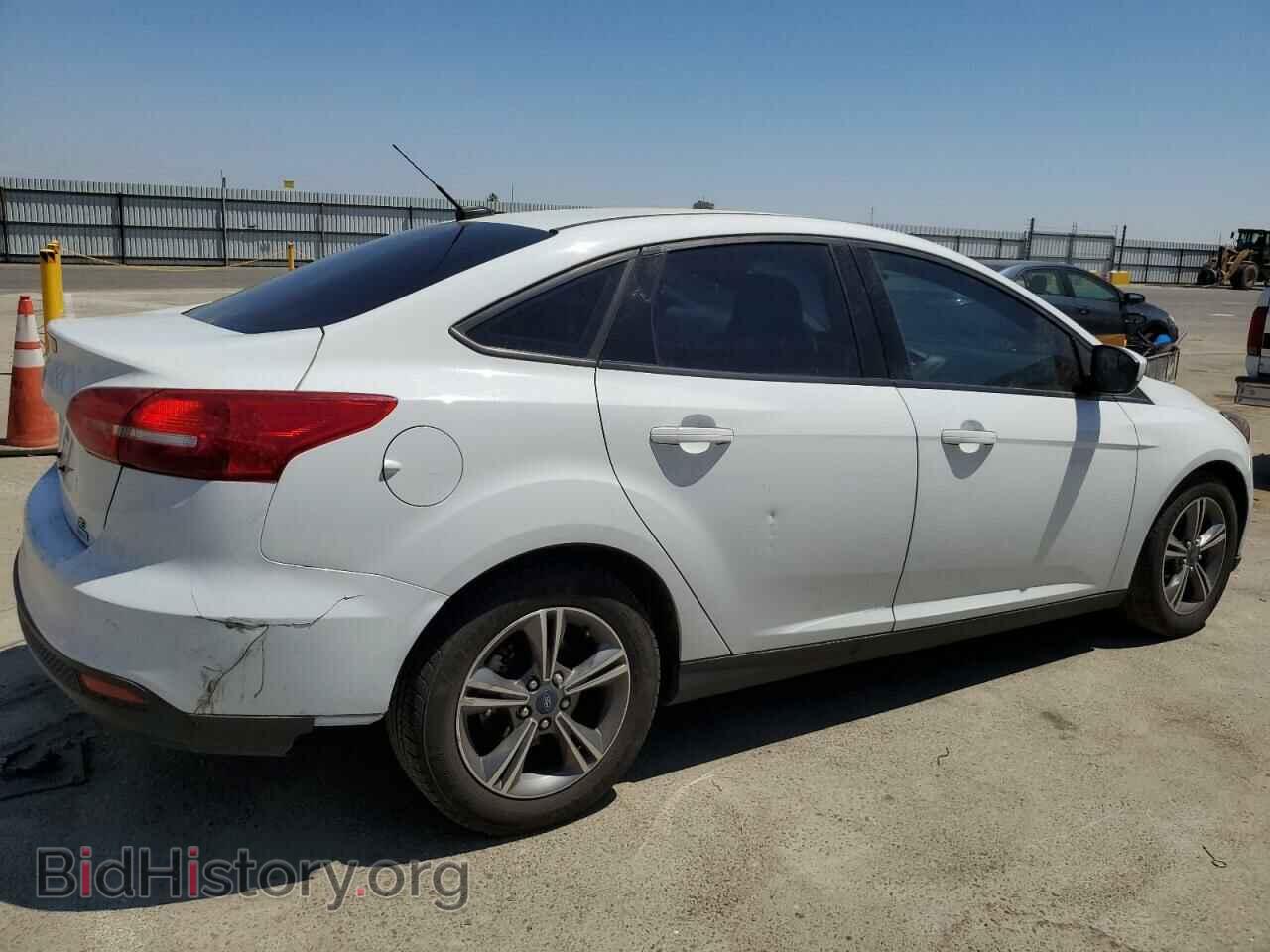 2018 FORD FOCUS - VIN: 1FADP3FE2JL261105 - Photo 3