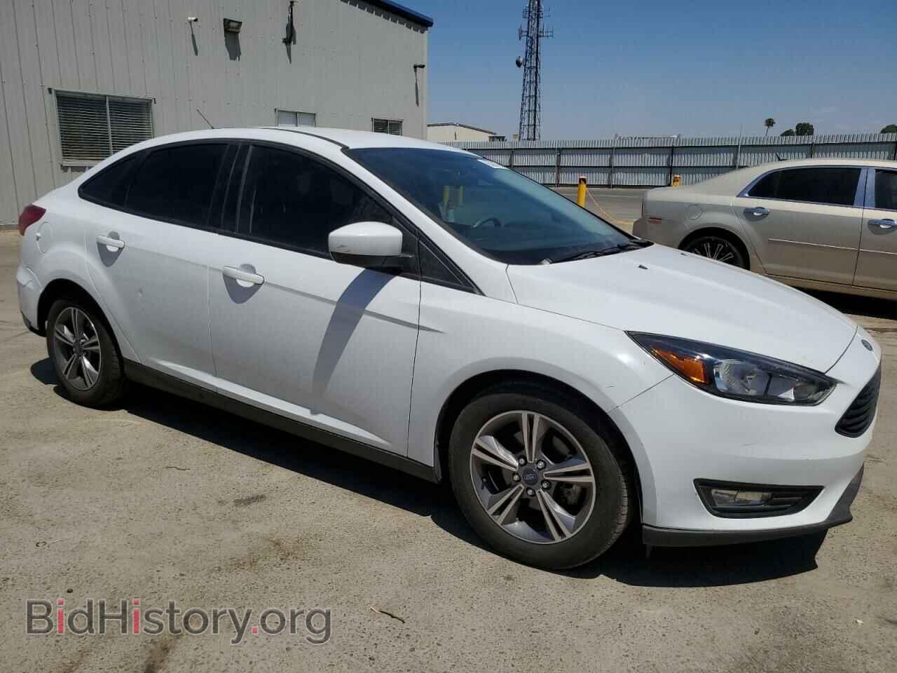 2018 FORD FOCUS - VIN: 1FADP3FE2JL261105 - Photo 4