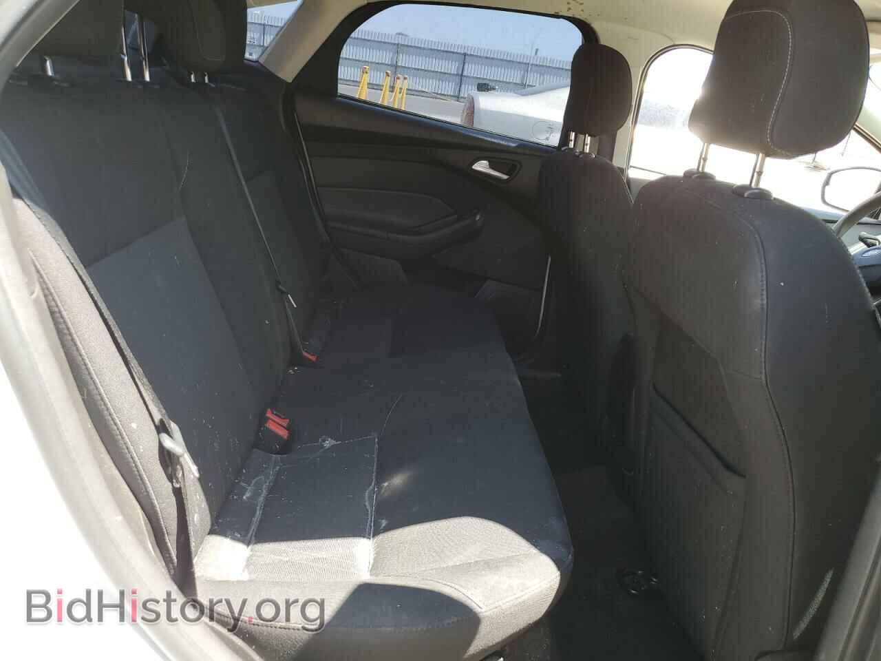 2018 FORD FOCUS - VIN: 1FADP3FE2JL261105 - Photo 10