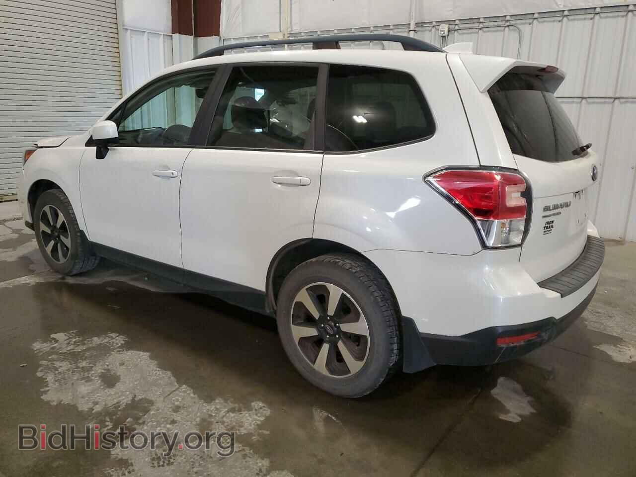 2017 SUBARU FORESTER - VIN: JF2SJAEC1HH563071 - Фото 2