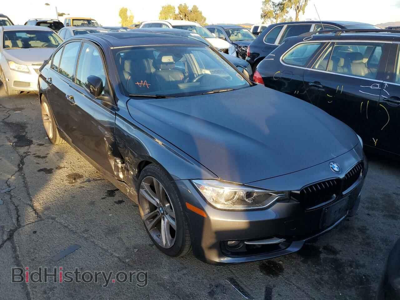 Photo WBA3C1C54DF436660 - BMW 3 SERIES 2013