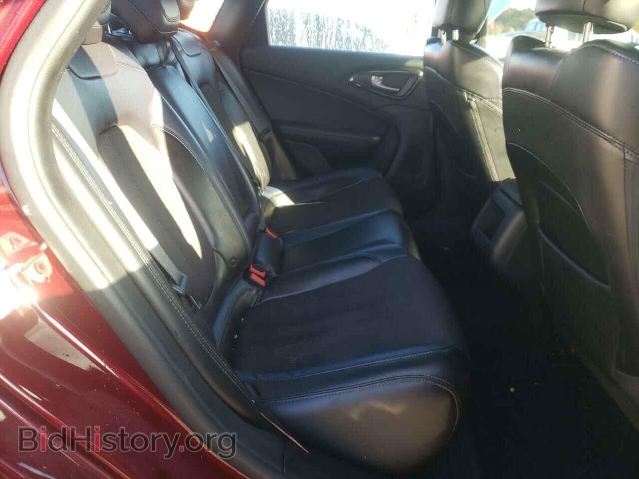 2016 CHRYSLER 200 - VIN: 1C3CCCBB9GN149318 - Фото 6