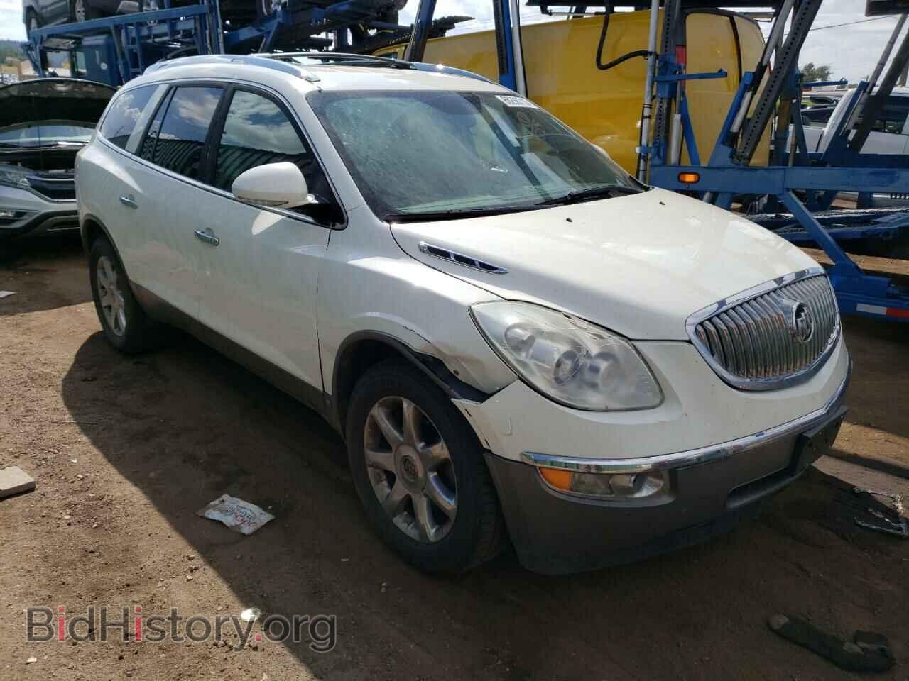2010 BUICK ENCLAVE - VIN: 5GALVCED7AJ136103 - Photo 4