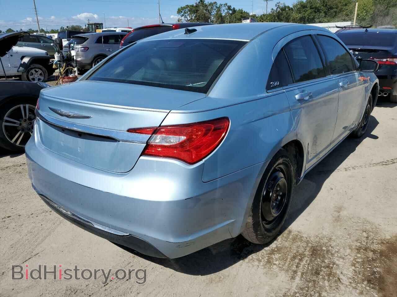 2012 CHRYSLER 200 - VIN: 1C3CCBBB5CN180988 - Фото 4
