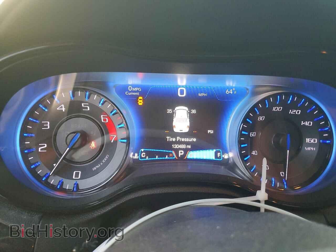 2020 CHRYSLER 300 - VIN: 2C3CCABT8LH180656 - Photo 9