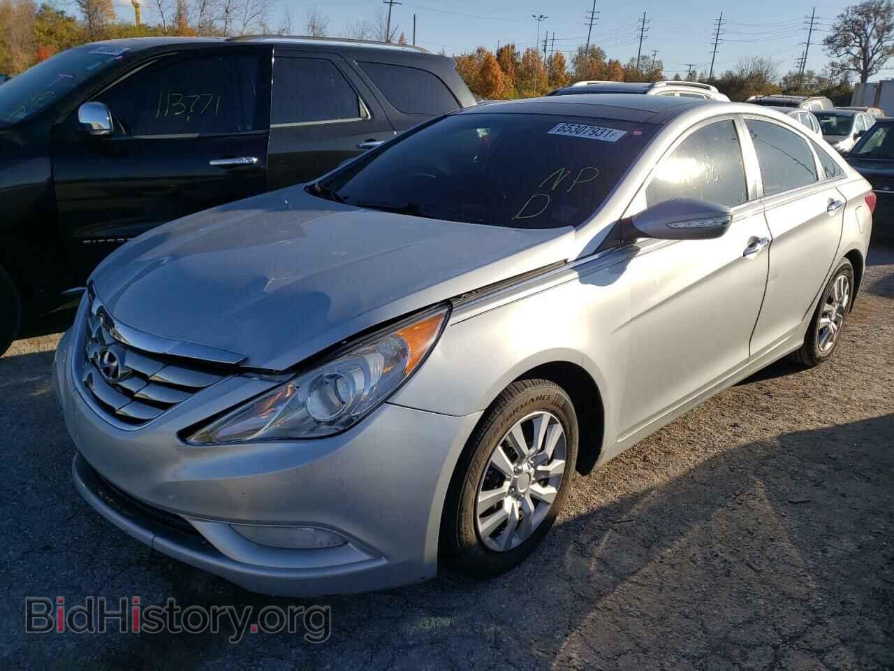 2013 HYUNDAI SONATA - VIN: 5NPEC4AB2DH591834 - Фото 2